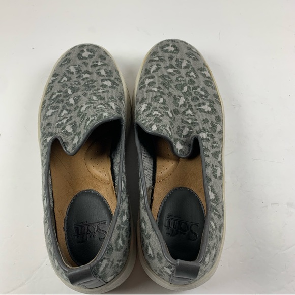 Sofft Pavina Sweater Knot Slip On Sneakers 8.5‎ M Gray Leopard Shoes NWOB 7224 - Picture 5 of 10